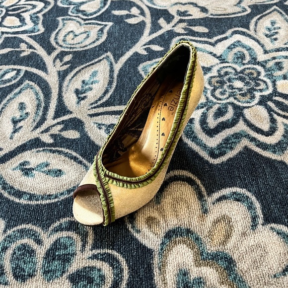 Kenzie Leather Pumps size 7.5 - Picture 1 of 7